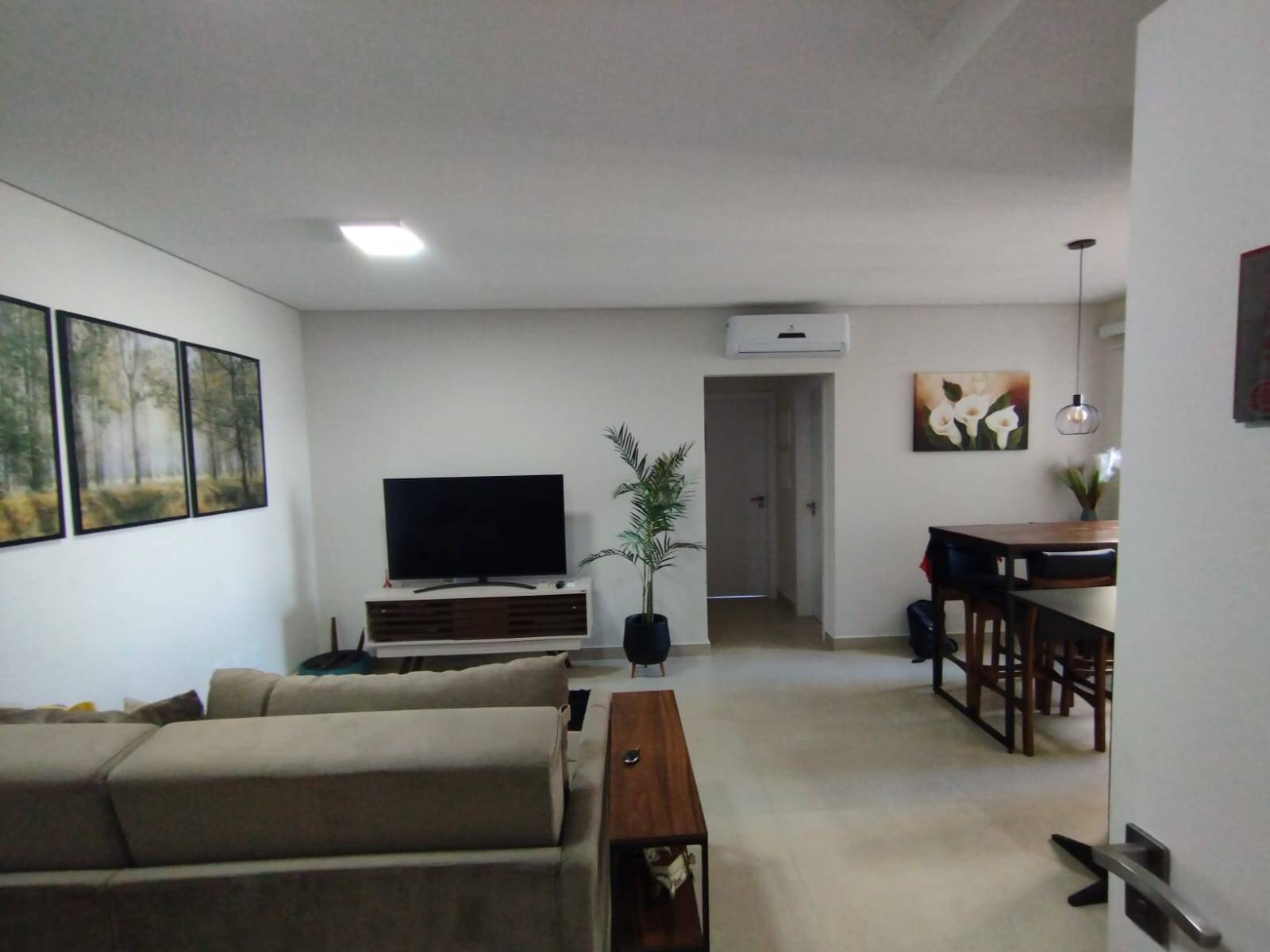 #288 - Apartamento para Venda em Navegantes - SC