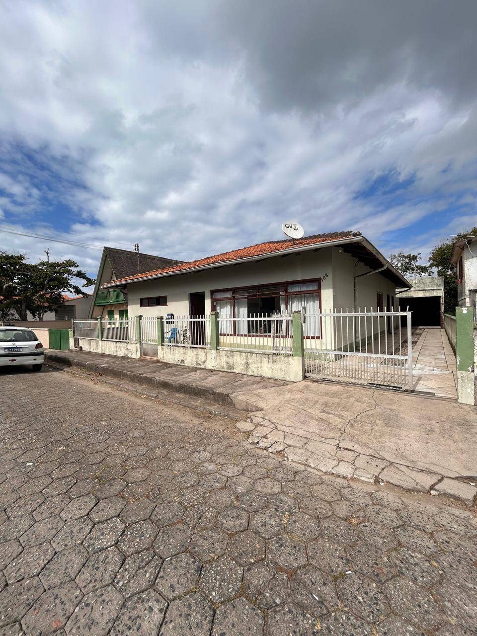 #295 - Casa para Venda em Navegantes - SC