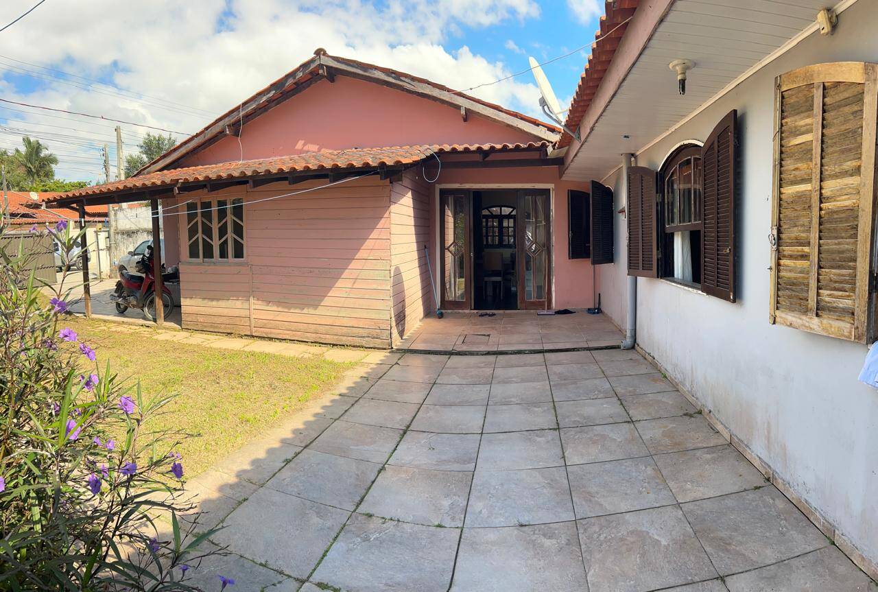 #296 - Casa para Venda em Balneário Piçarras - SC