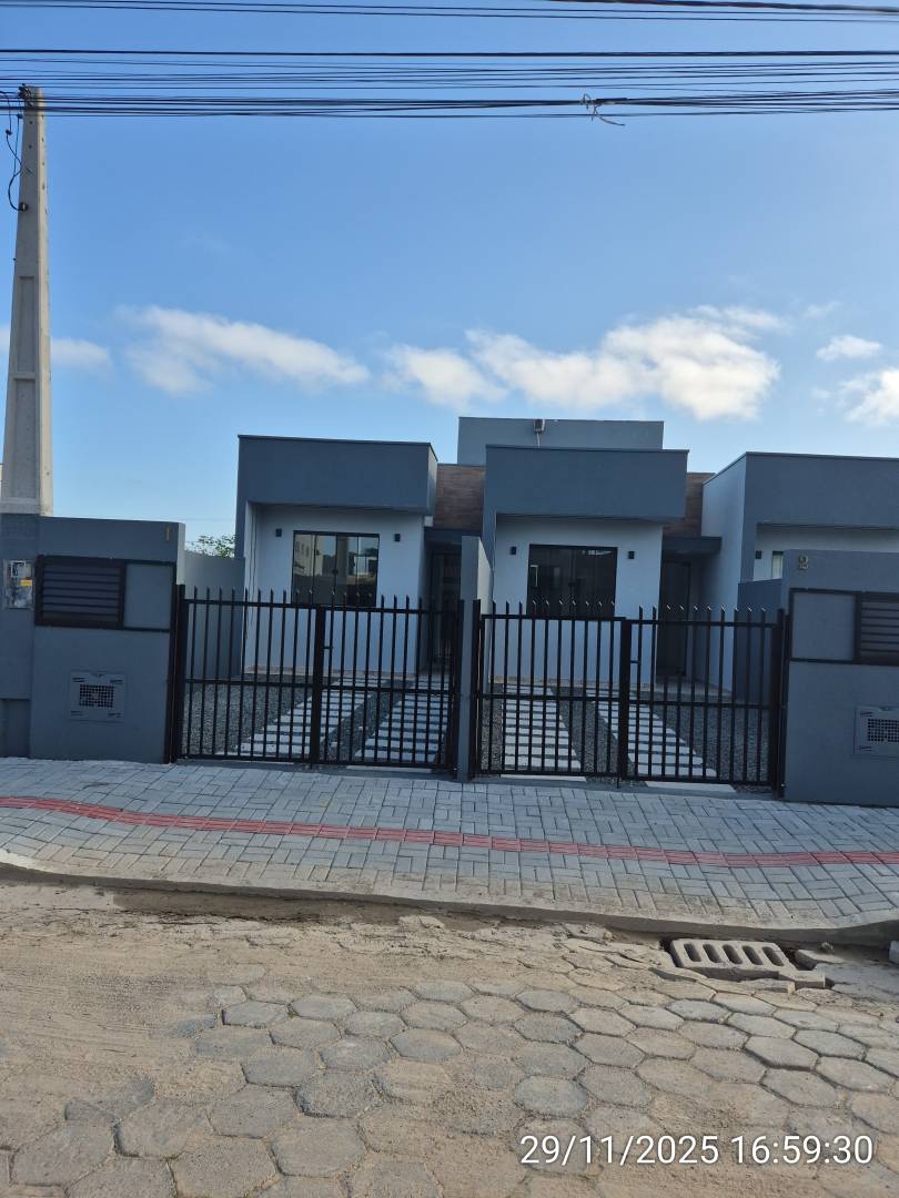 #314 - Casa para Venda em Navegantes - SC