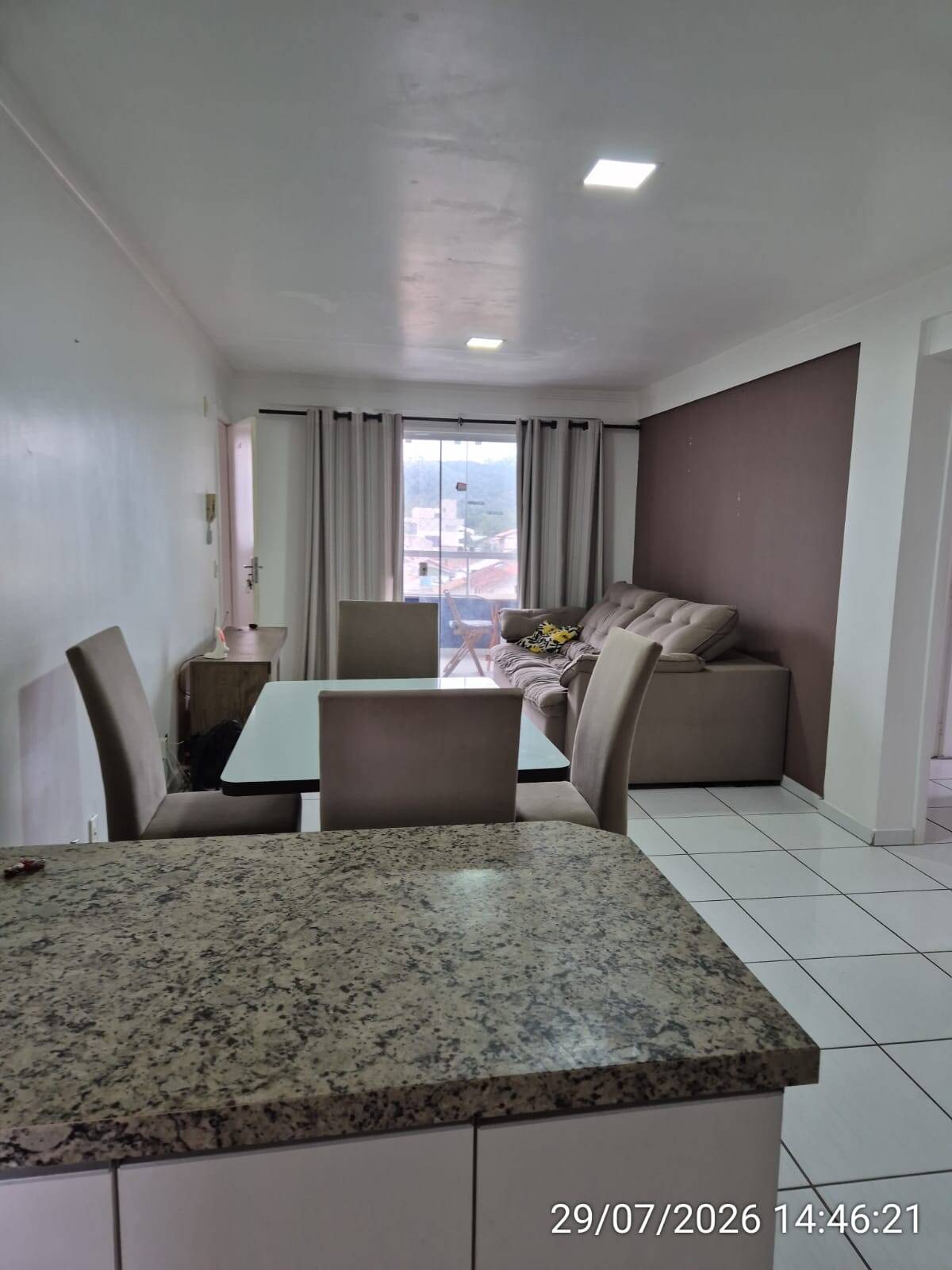 #341 - Apartamento para Locação em Navegantes - SC