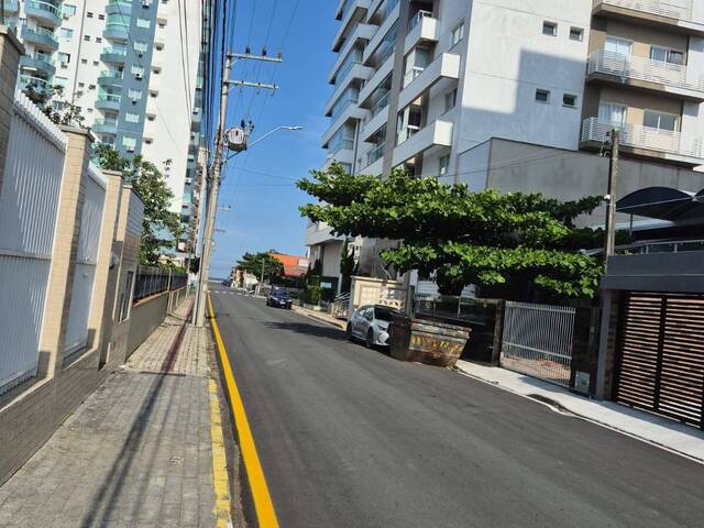 #311 - Apartamento para Venda em Navegantes - SC - 2