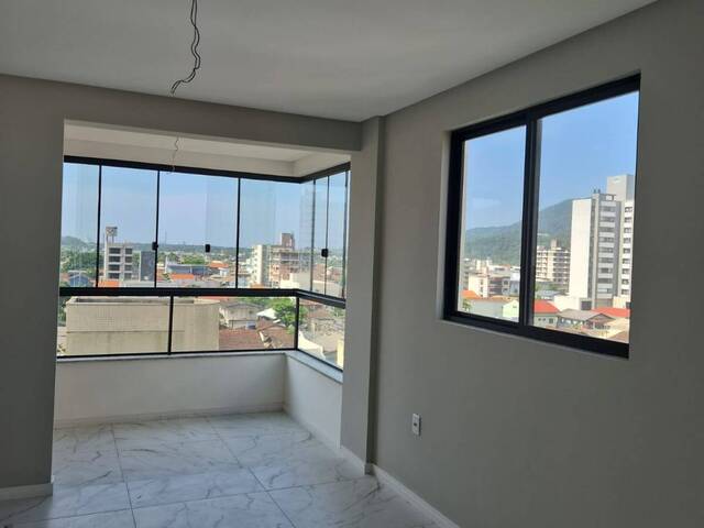 Apartamento para Venda em Navegantes - 5