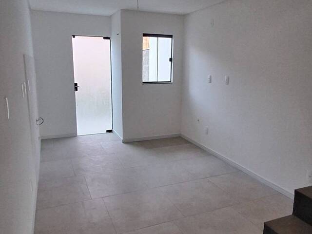 #313 - Sobrado para Venda em Blumenau - SC - 3