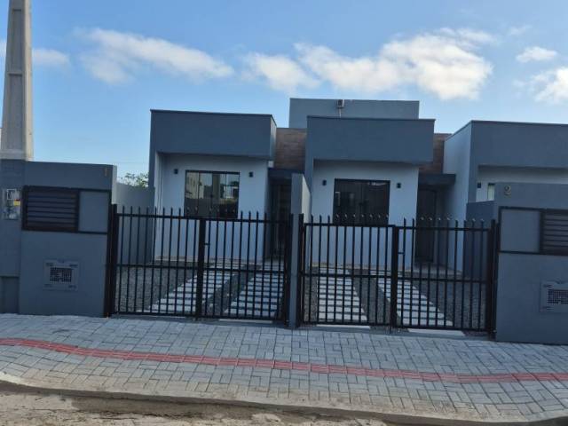Casa para Venda em Navegantes - 1