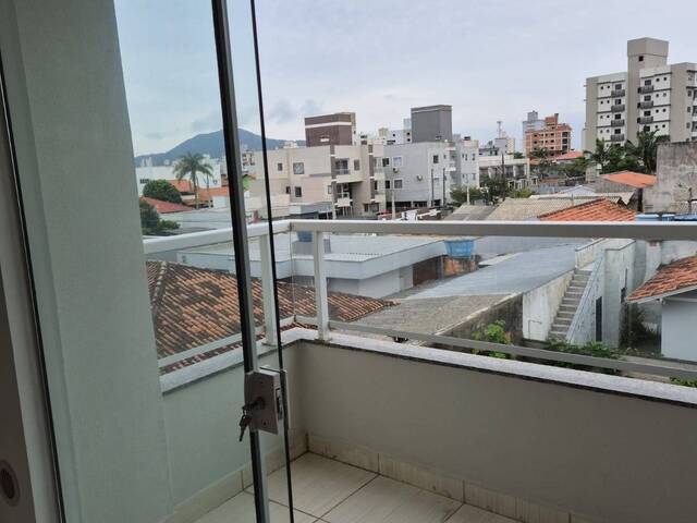 Apartamento para Venda em Navegantes - 3