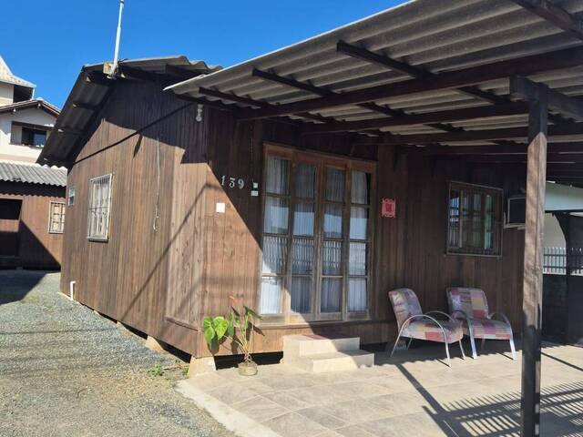 Casa para Locação em Navegantes - 2