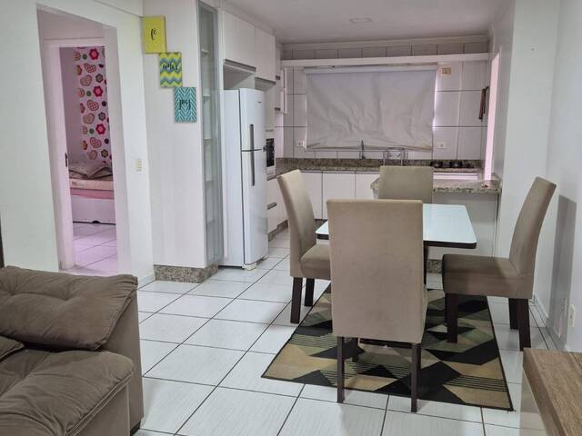 Apartamento para Locação em Navegantes - 2