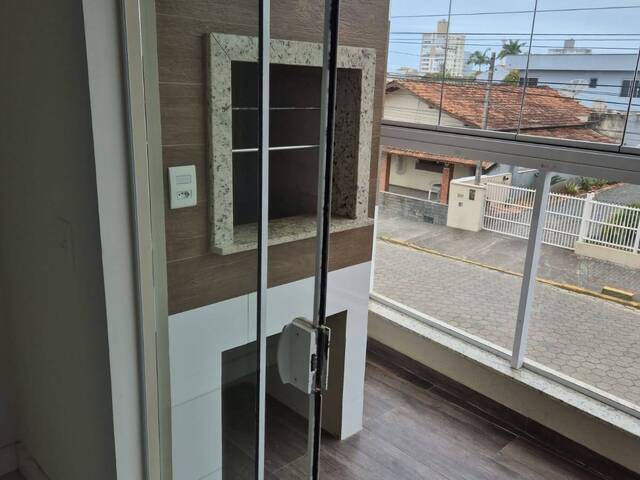 #343 - Apartamento para Venda em Navegantes - SC - 2